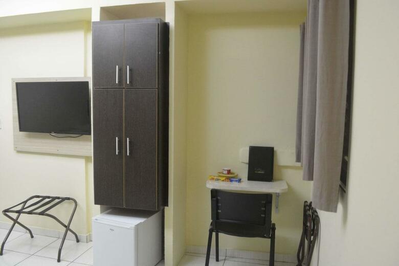 Hotel Calstar