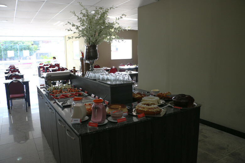 Hotel Rede Andrade Hangar
