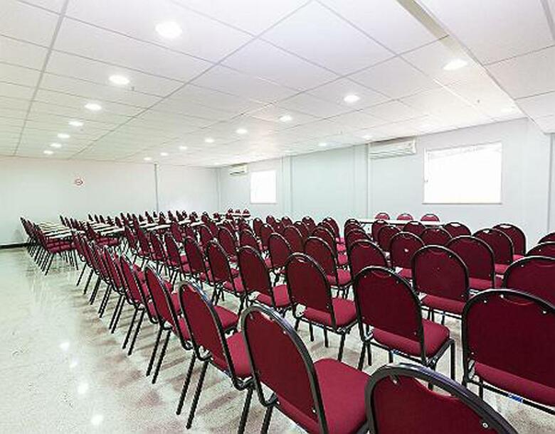 Hotel Rede Andrade Hangar