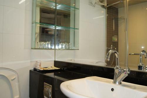 Aparthotel Estay Apartments