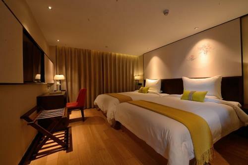 Guangzhou Xuelong Hotel