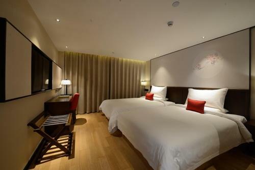 Guangzhou Xuelong Hotel