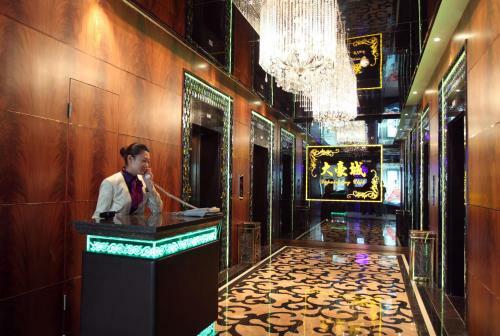Mandarin Hotel