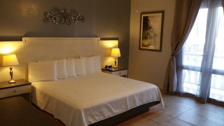 Hotel Parador Combate Beach
