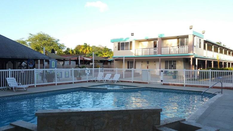 Hotel Parador Combate Beach