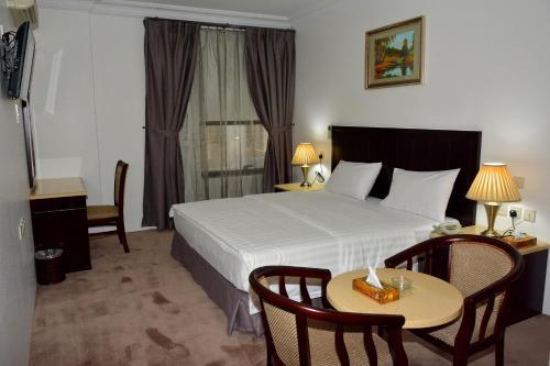Apartamento Al Furat Hotel