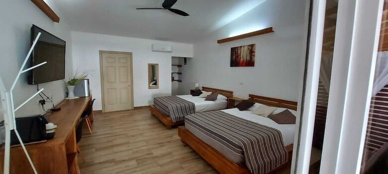 Hotel Cahuita Inn
