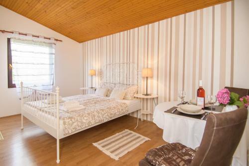 Hostal Apartments Darrer