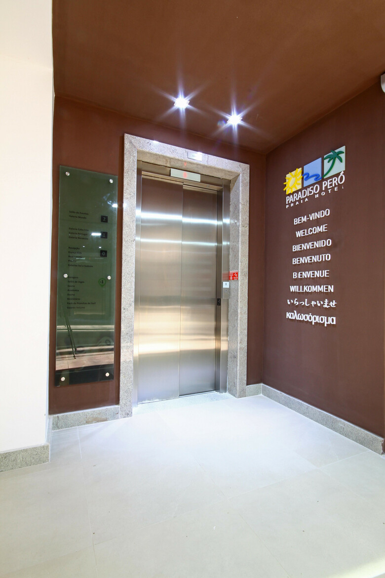 Paradiso Per� Praia Hotel