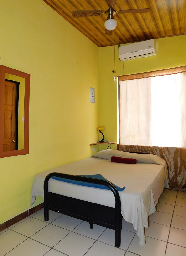 Hotel Crucero Lodge