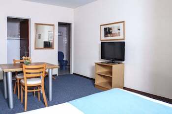 Hotel Ch Le Petit Suites