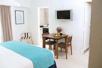 Hotel Ch Le Petit Suites