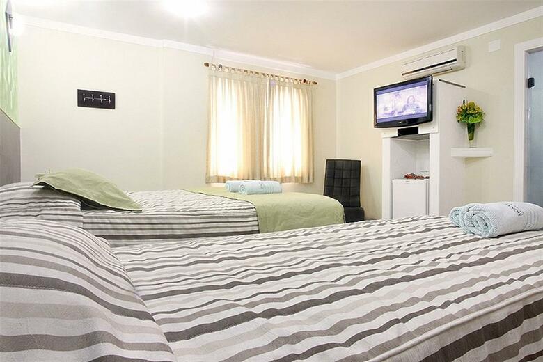 Monte Serrat Hotel