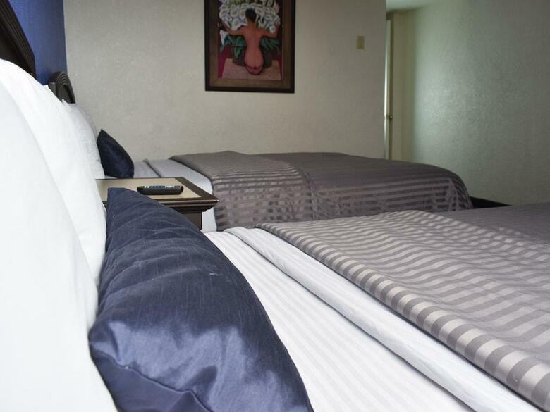 Hotel Corona Plaza