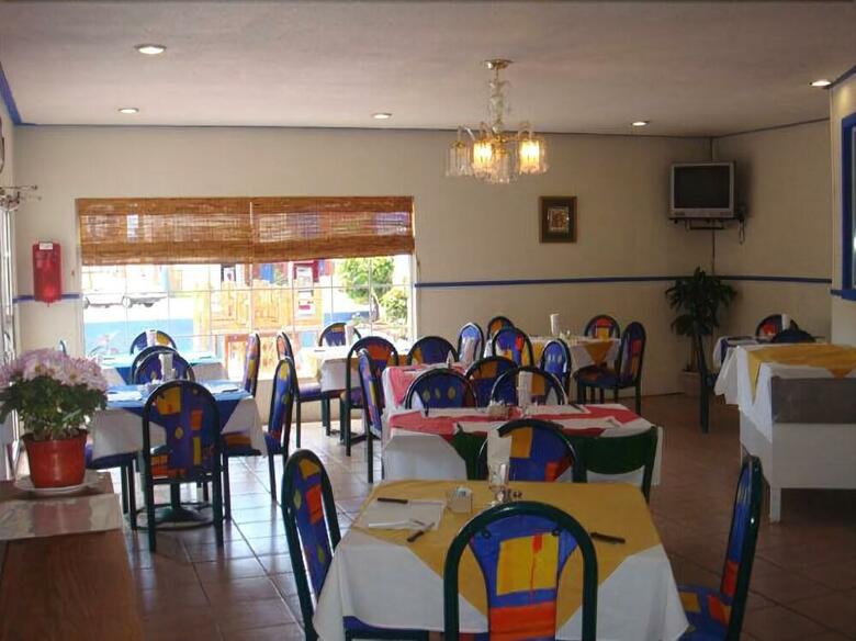 Hotel Pueblito Inn