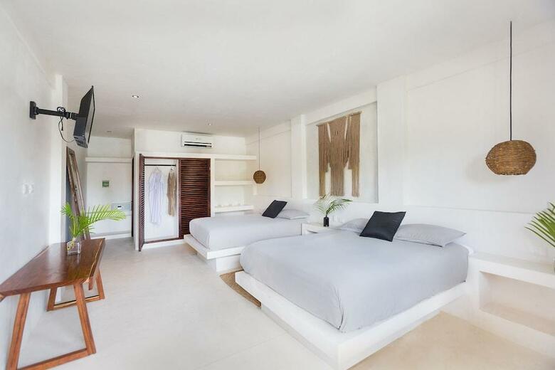 Hotel Amansala Pueblo