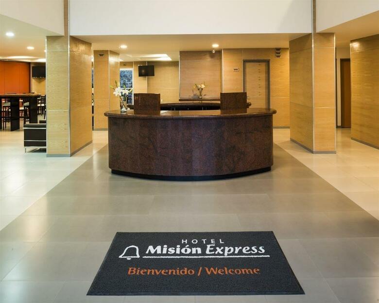 Hotel Misi�n Express Quer�taro