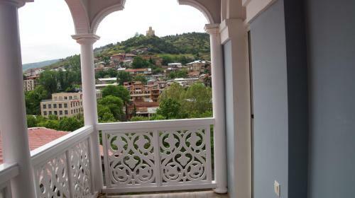 Hotel Metekhi Side