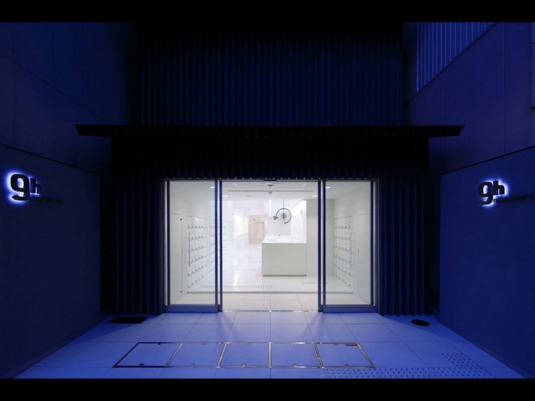 Nine Hours Kyoto