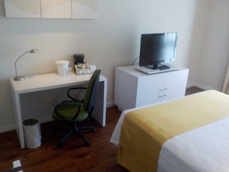 Holiday Inn Express Hotel & Suites Wtc
