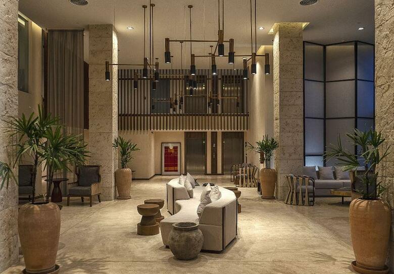Hotel The Fives Oceanfront