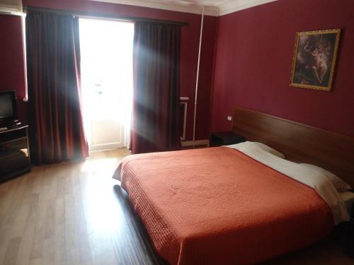 Hotel Georgia 444
