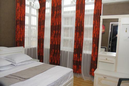 Hostal Guest House Gamardjoba