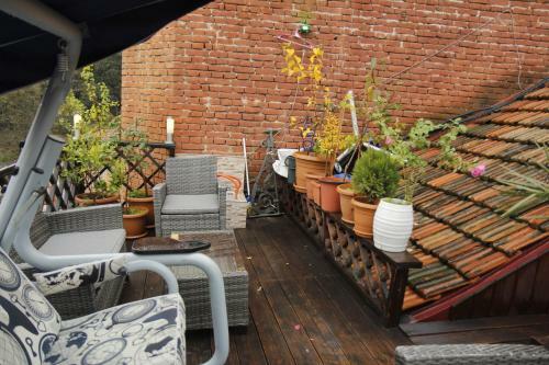 Hostal Guest House Gamardjoba