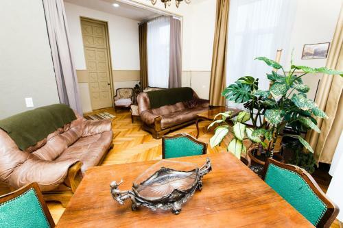 Gl Hostel