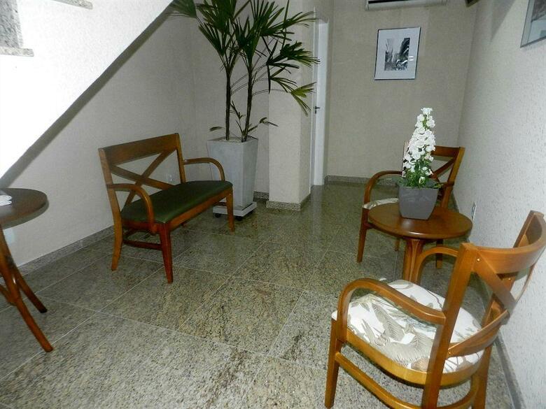 Upper Hotel