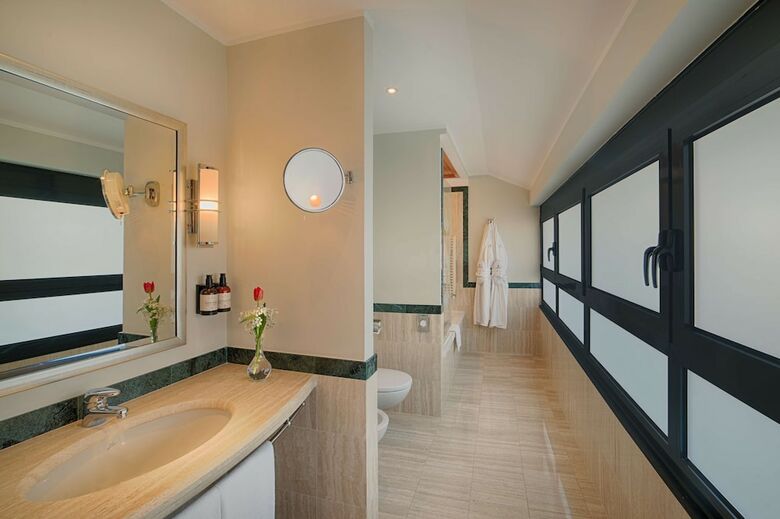 Hotel NH Collection Genova Marina