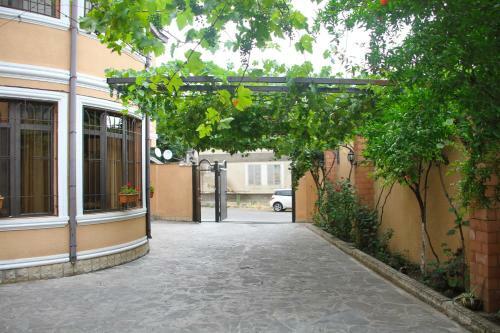 Nitsa Hotel