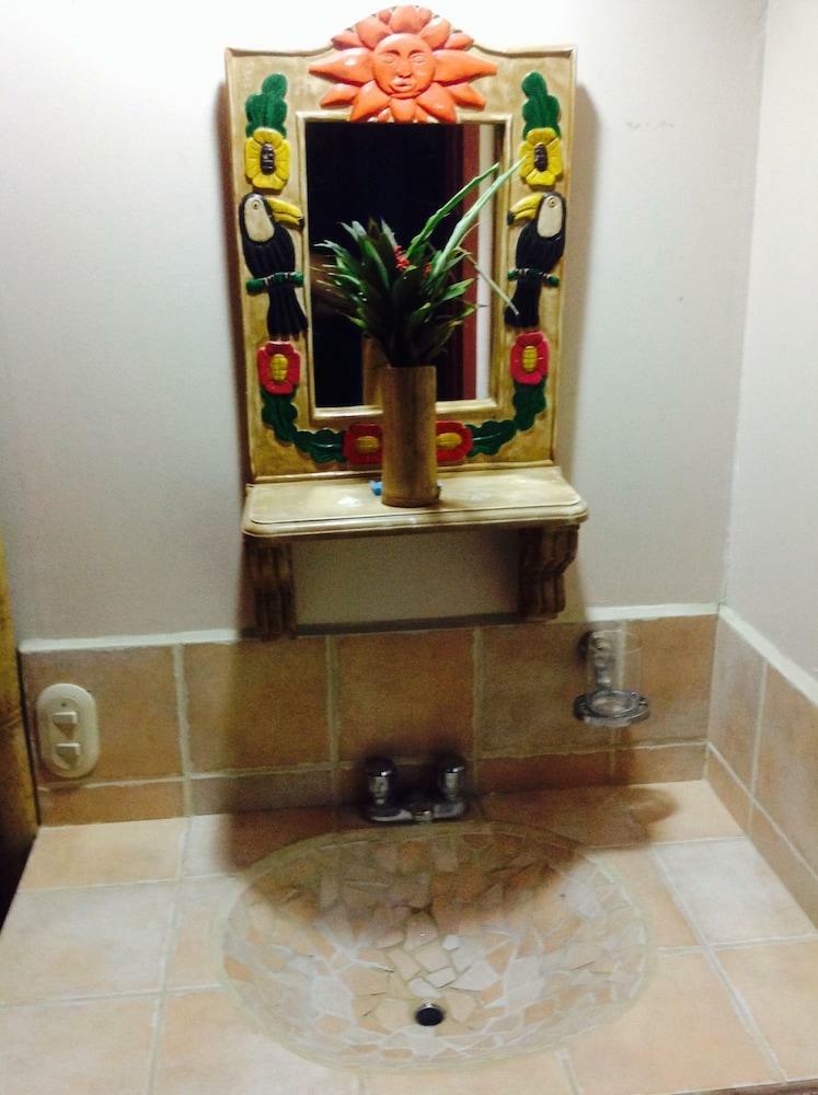 La Chosa Del Manglar