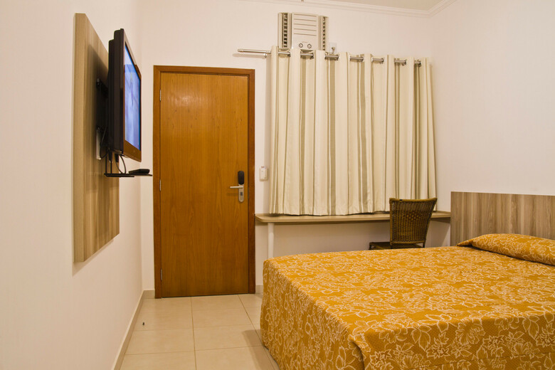 Eden Park Hotel