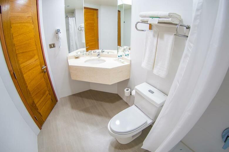 Hotel Diego de Almagro Curic�