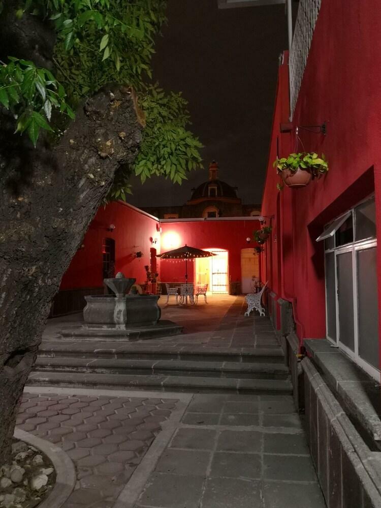 Urbania Hostels
