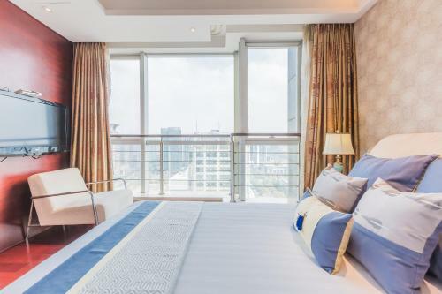Binjiang Seven Service Apartment