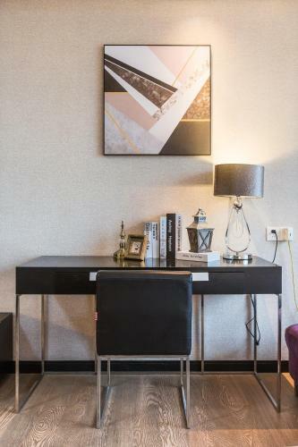 Binjiang Seven Service Apartment