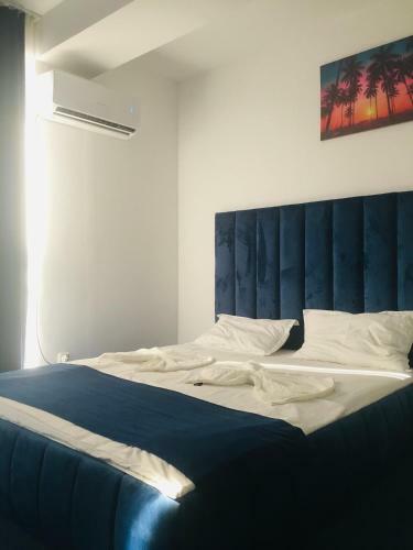 Hotel Blue