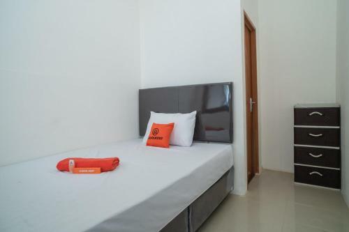 Hotel Koolkost Syariah At Jalan Cemara Koja