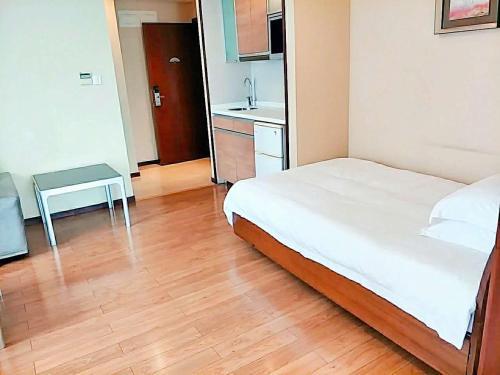 Aparthotel East King Business Hotel