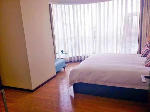 Aparthotel East King Business Hotel