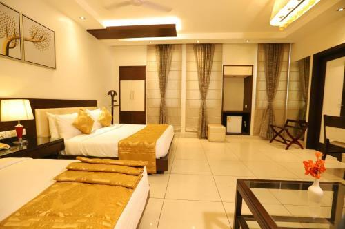 Amrapali Grand The Boutique Hotel