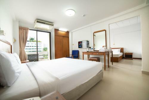 Siam Palace Hotel Sha Certified