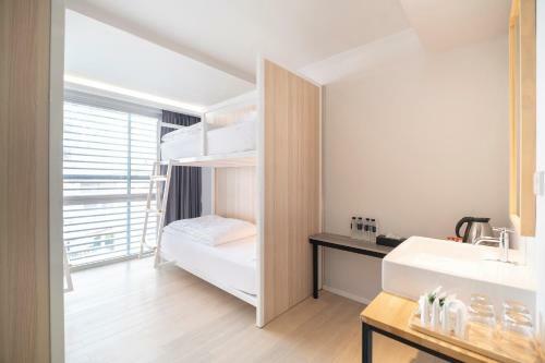 Hotel Vaccinated Staff - Oyo 137 Kitzio House