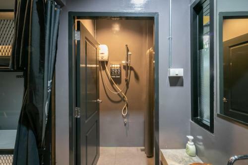 Albergue Castle Black Bangkok