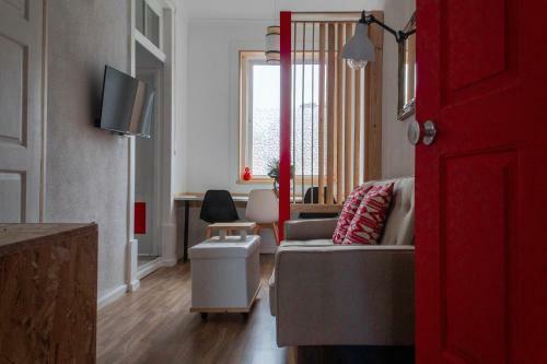 Hostal Paraiso Suites By Coloursrevolution