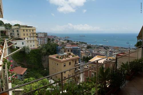 Naima Sea View Design Apartment