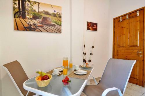 Kloudas Apartments