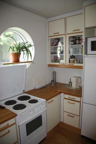 Hostal Grenimelur Guesthouse